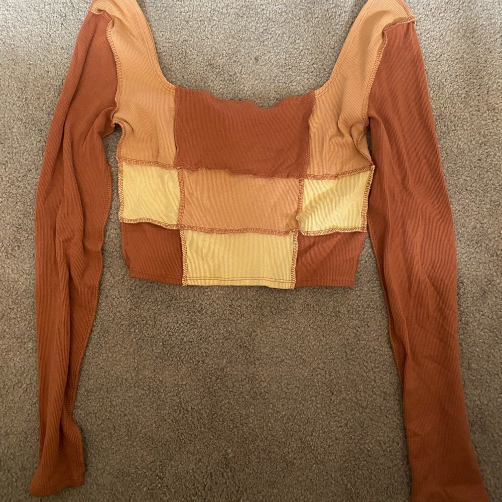 Patched long sleeve